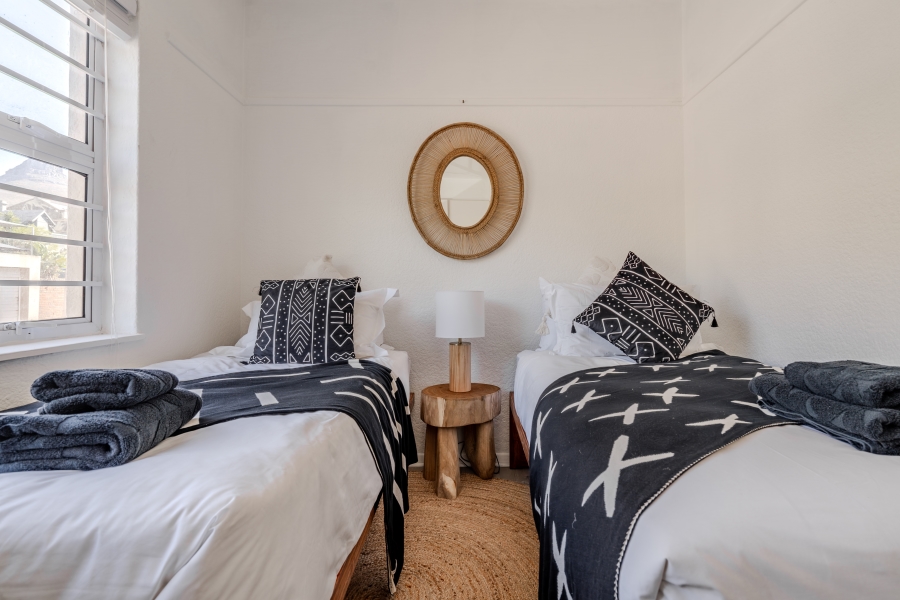 2 Bedroom Property for Sale in Three Anchor Bay Western Cape